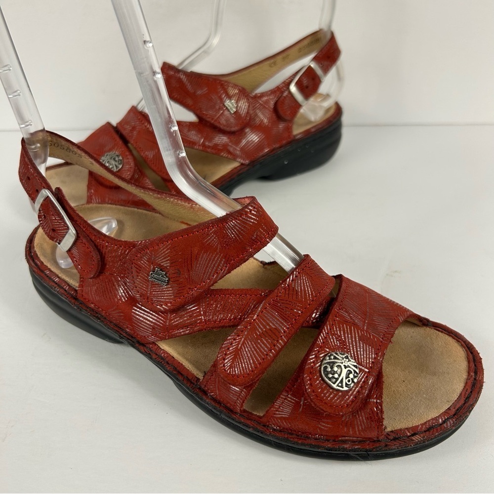 Finn Comfort Gomera Red Lizard Print Leather Orthopedic Sandals 37